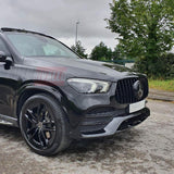 Primo piano griglia Panamericana nera per Mercedes GLE C167 V167