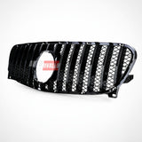 Primo piano griglia Panamericana AMG Look per GLA X156
