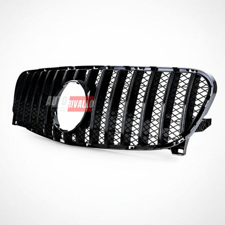 Primo piano griglia Panamericana AMG Look per GLA X156
