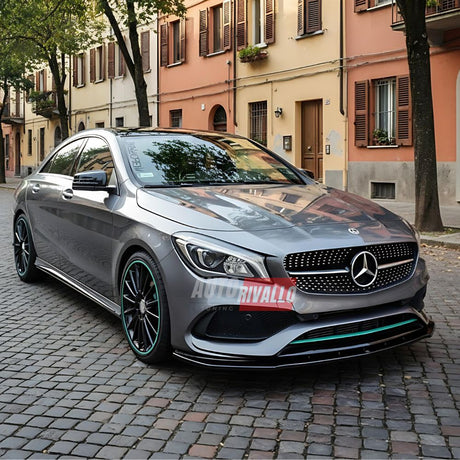 Mascherina Tuning CLA X117 Diamond nera. Griglia sportiva per personalizzare la tua Mercedes, montaggio facile.