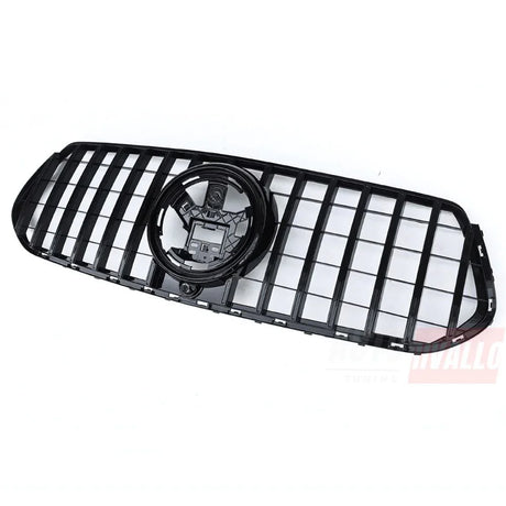 Vista frontale Mercedes GLE con mascherina Panamericana GTR nera