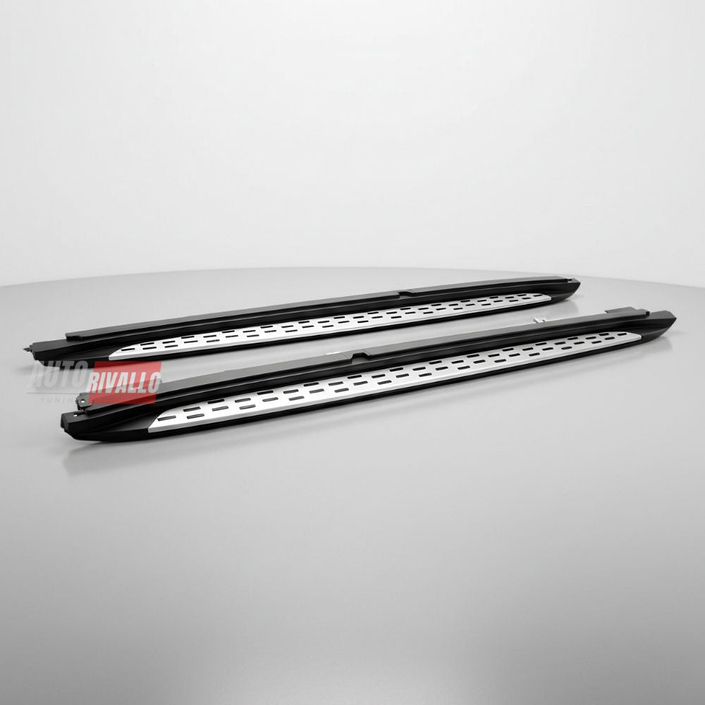 Pedane laterali GLA X156 2013-2019 cromate, protezione sottoporta e supporto salita/discesa