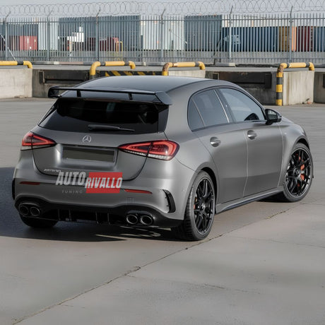 Spoiler posteriore Mercedes W177 AMG A45s Look
