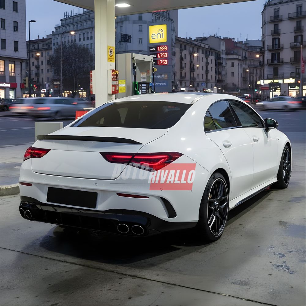 Ala cofano CLA C118 2019-2025 stile dinamico e moderno