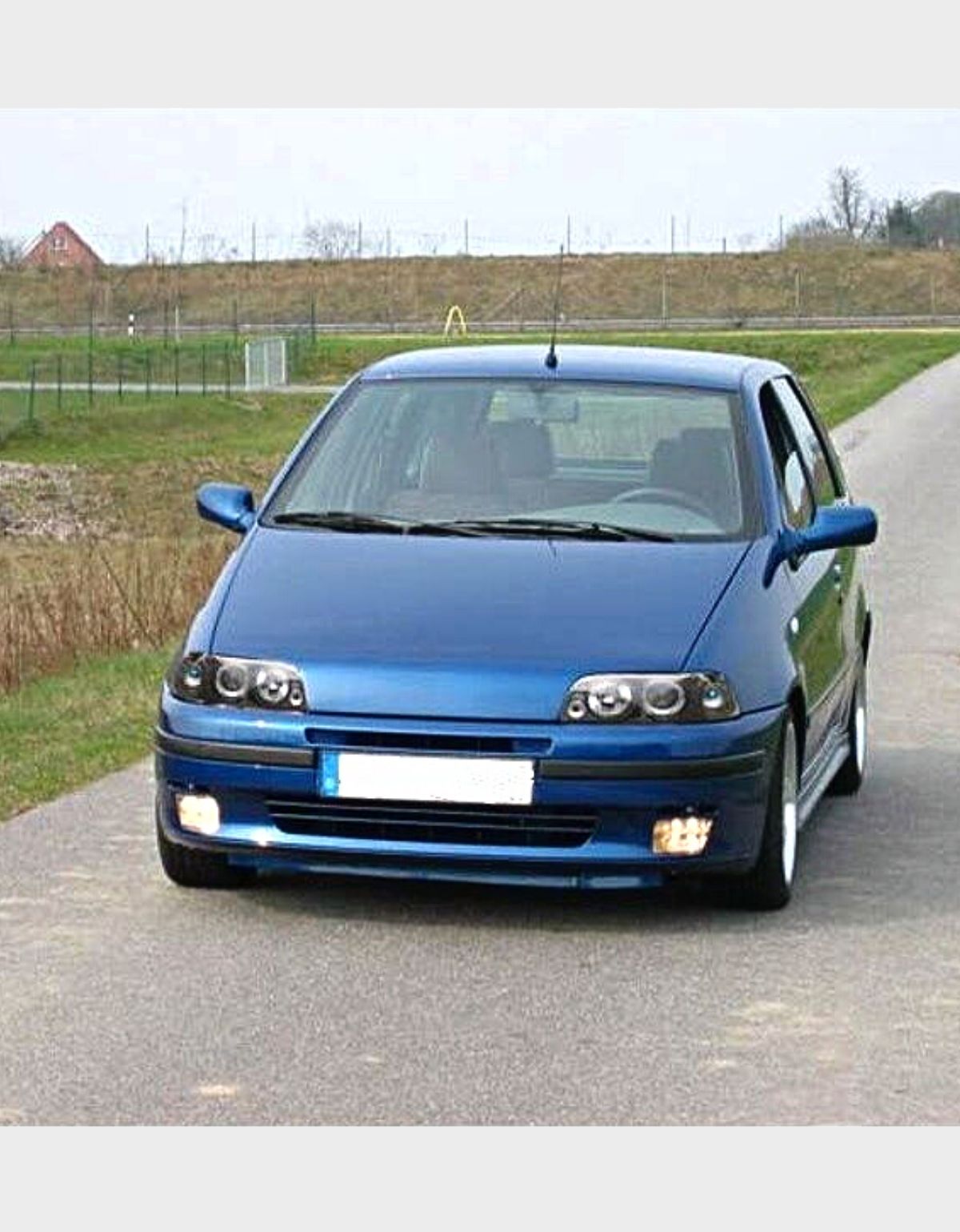 Fiat Punto 1 176 1993-2000 Fari Anteriori Angel Eyes LED Nero