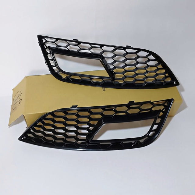 Audi A4 B8 2011-2015 Griglie Fendinebbia RS4 a Nido D'ape
